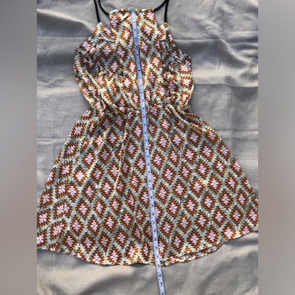 Umgee Southwestern Geometric Print Halter Dress Size Medium - Picture 14 of 14